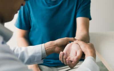 Signs and Symptoms of Carpal Tunnel Syndrome